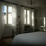 La Pausetta לינה וארוחת בוקר פוליניו