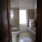 La Pausetta לינה וארוחת בוקר 3*
